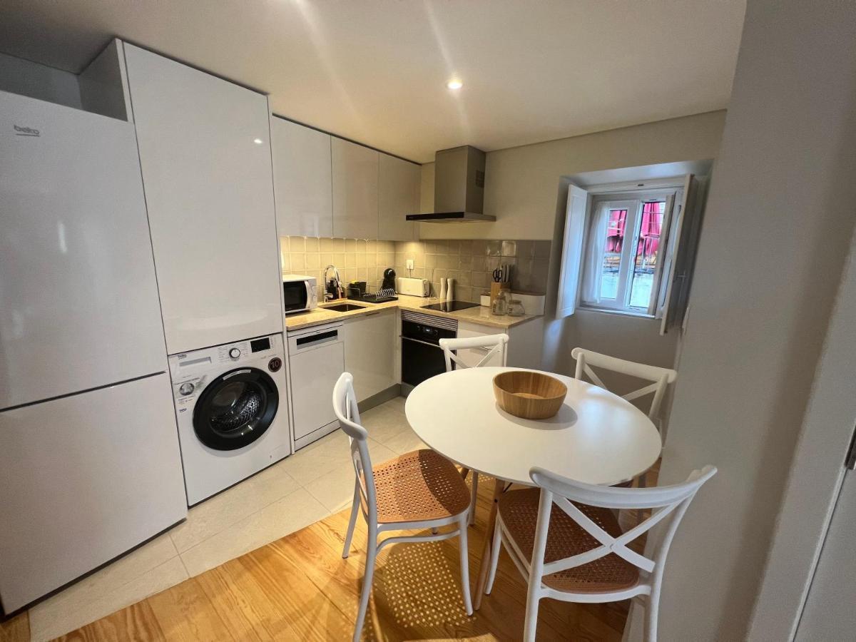 Discover Lisbons History - Stylish Apartment In Alfama Eksteriør bilde