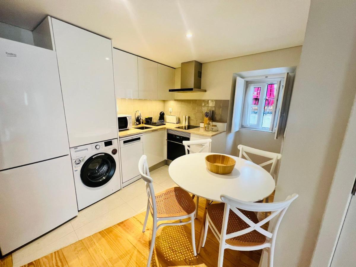 Discover Lisbons History - Stylish Apartment In Alfama Eksteriør bilde